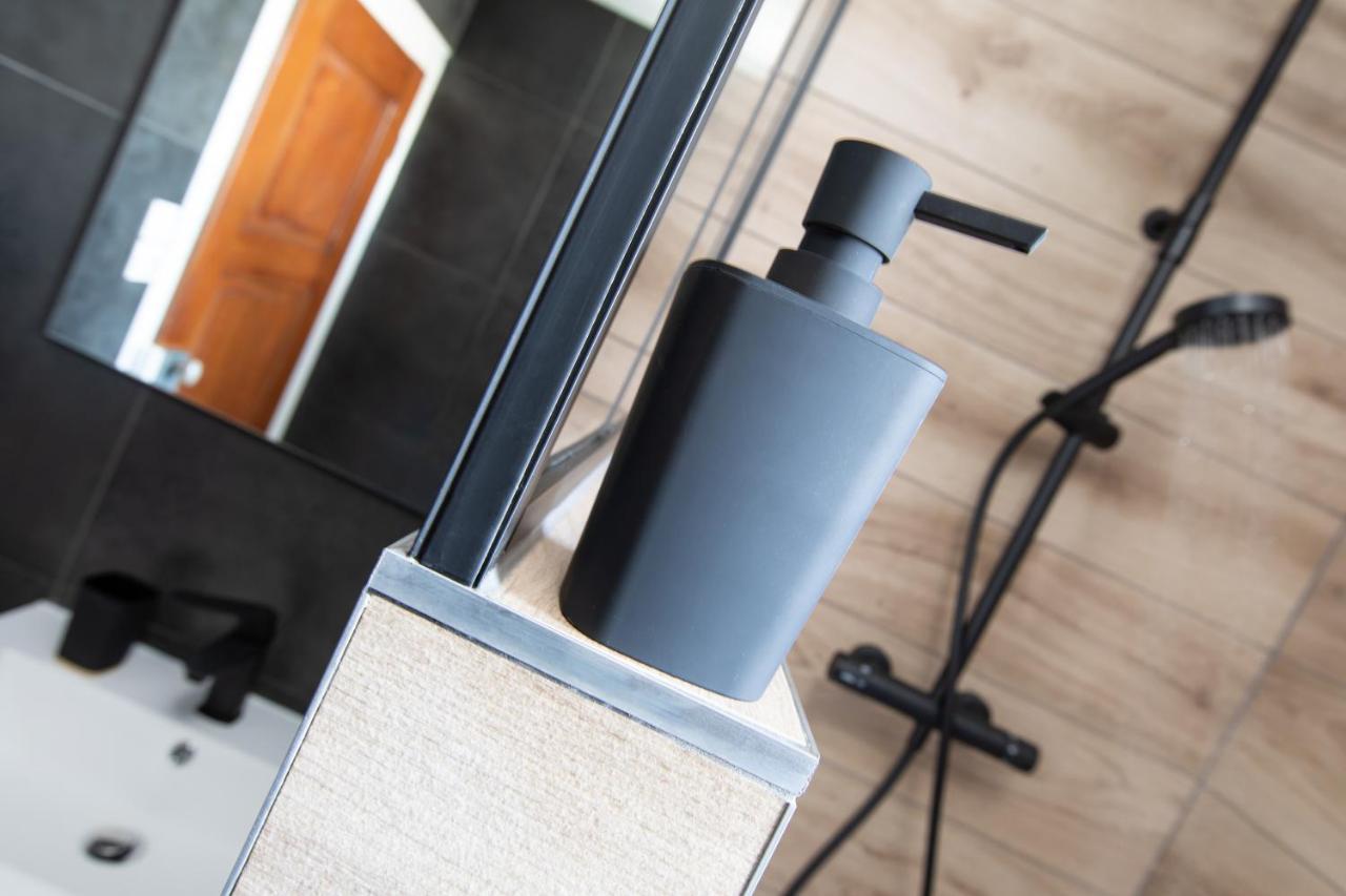 Refuge Ladhof Odysalis I Chic-Moderne-Proche Du Centre-Ville 3 Pieces 2 Chambres 科尔马 外观 照片